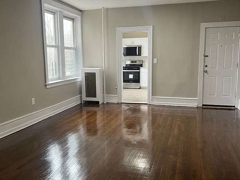39 N Winans St #7 — Photo 7