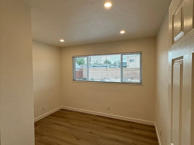 750 Topaz Dr — Photo 15