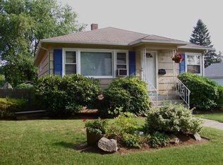 52 Epworth St, Worcester, MA 01610