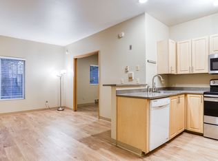 3652 Interlake Ave N APT 7, Seattle, WA 98103