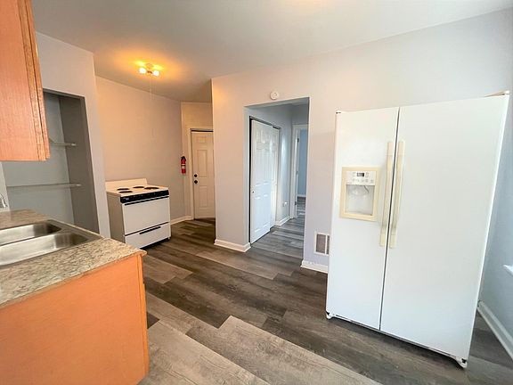 4th image of 4995 Quincy St APT 2E