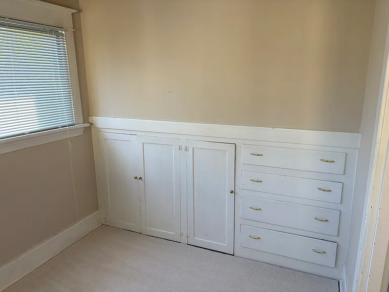 2325 Colby Ave #3 — Photo 10