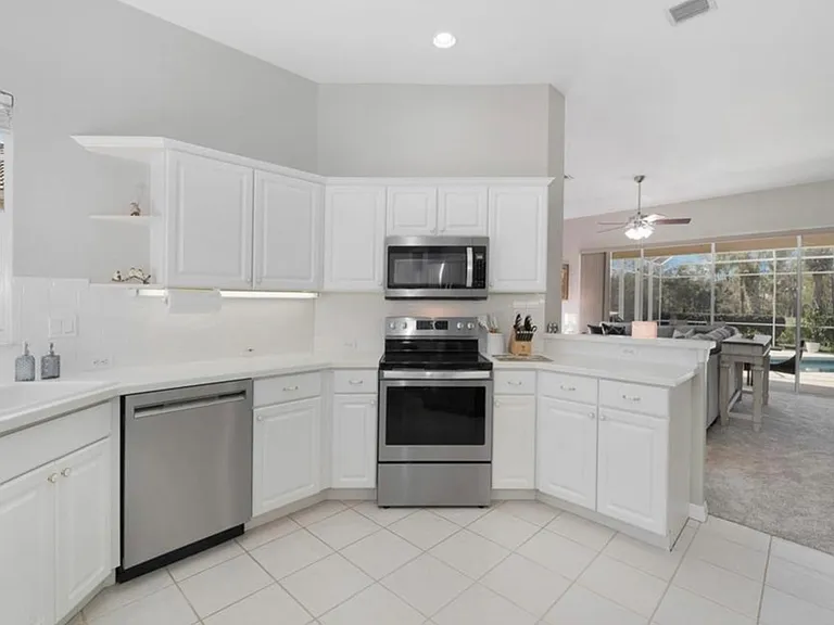 8661 Gleneagle Way — Photo 21