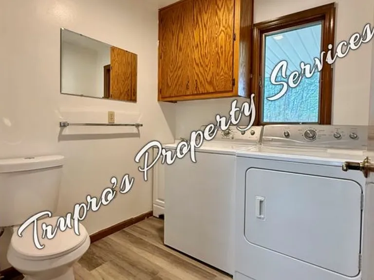 2715 E Shawnee Rd — Photo 33