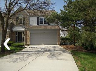74 Fontaine Ct, Bloomingdale, IL 60108