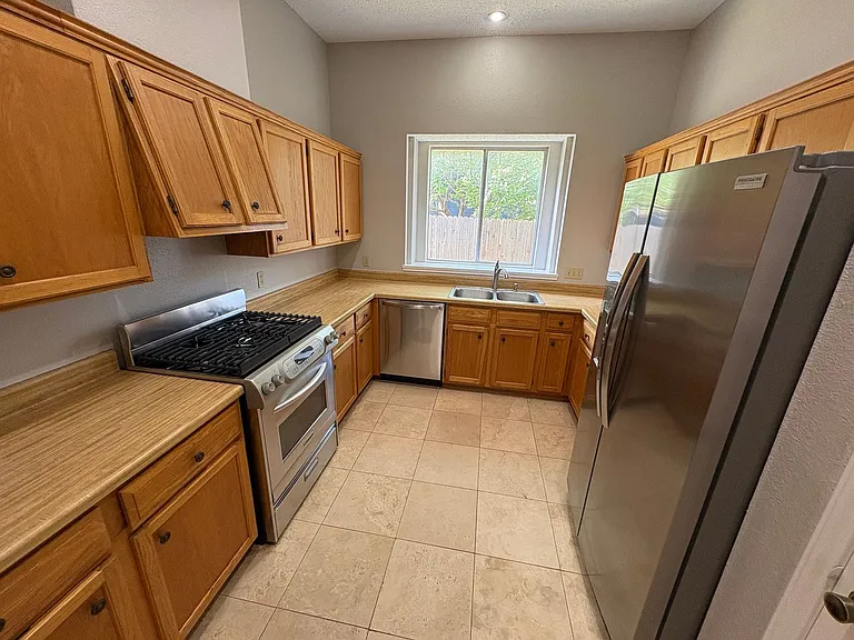 12506 Turkey Ridge Ct — Photo 11