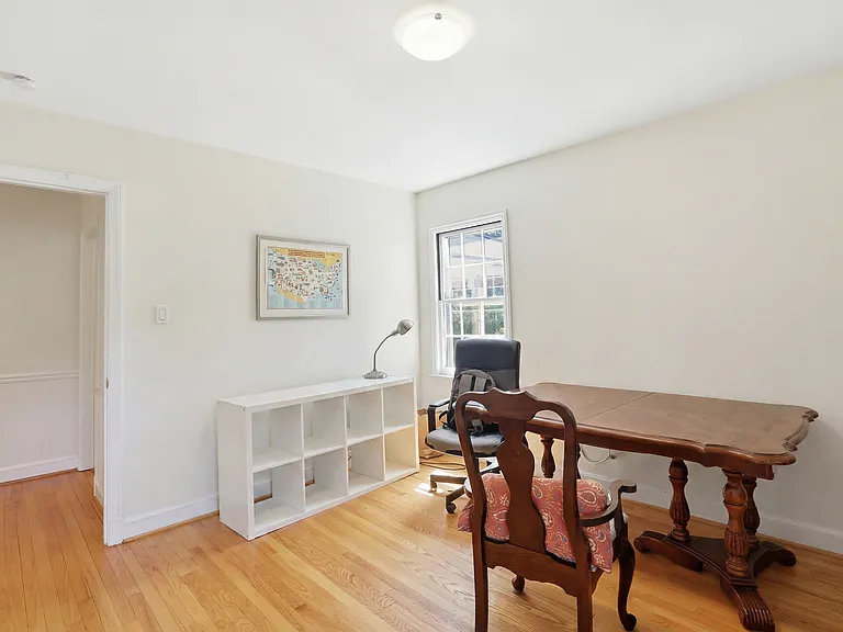 7322 Edmonston Rd — Photo 24