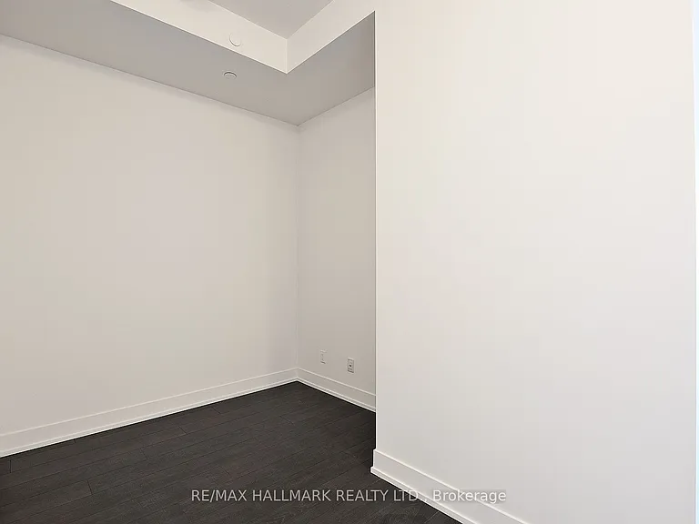 9471 Yonge St #Penthouse 01 — Photo 12
