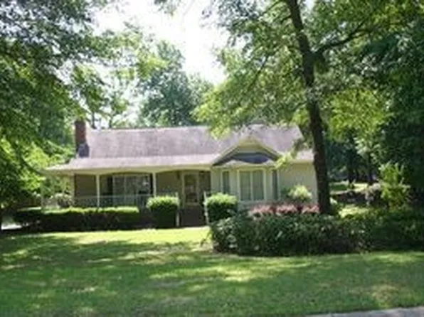 240 Silvercreek Dr, Lexington, SC 29072