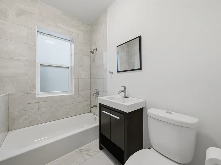 1953 S Central Ave #2 — Photo 10