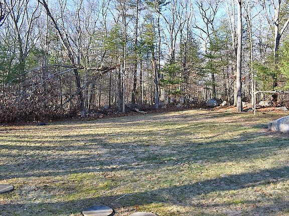 3rd image of 305 Shady Hill Dr