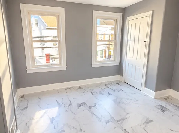 39 Randall Ave, Trenton, NJ 08611