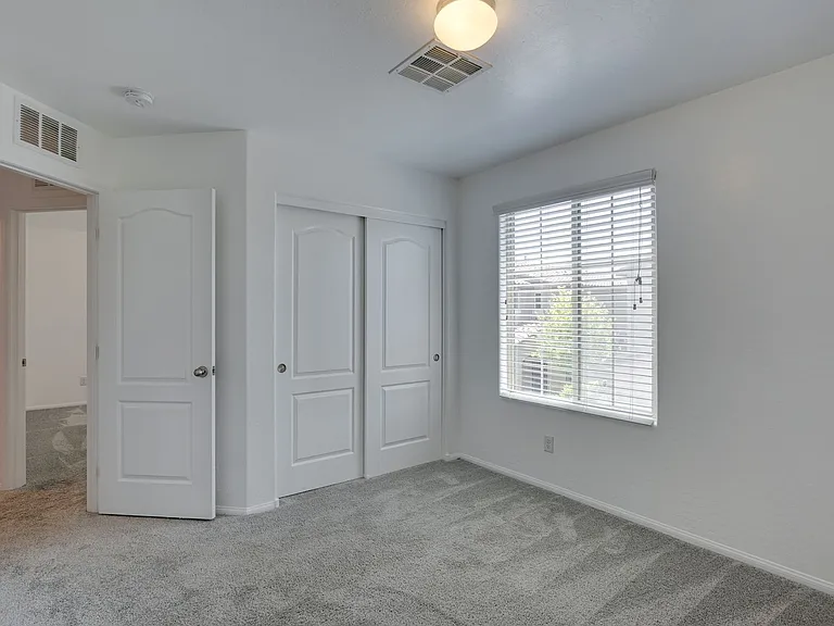 10768 Yarmouth Bay Ct — Photo 23