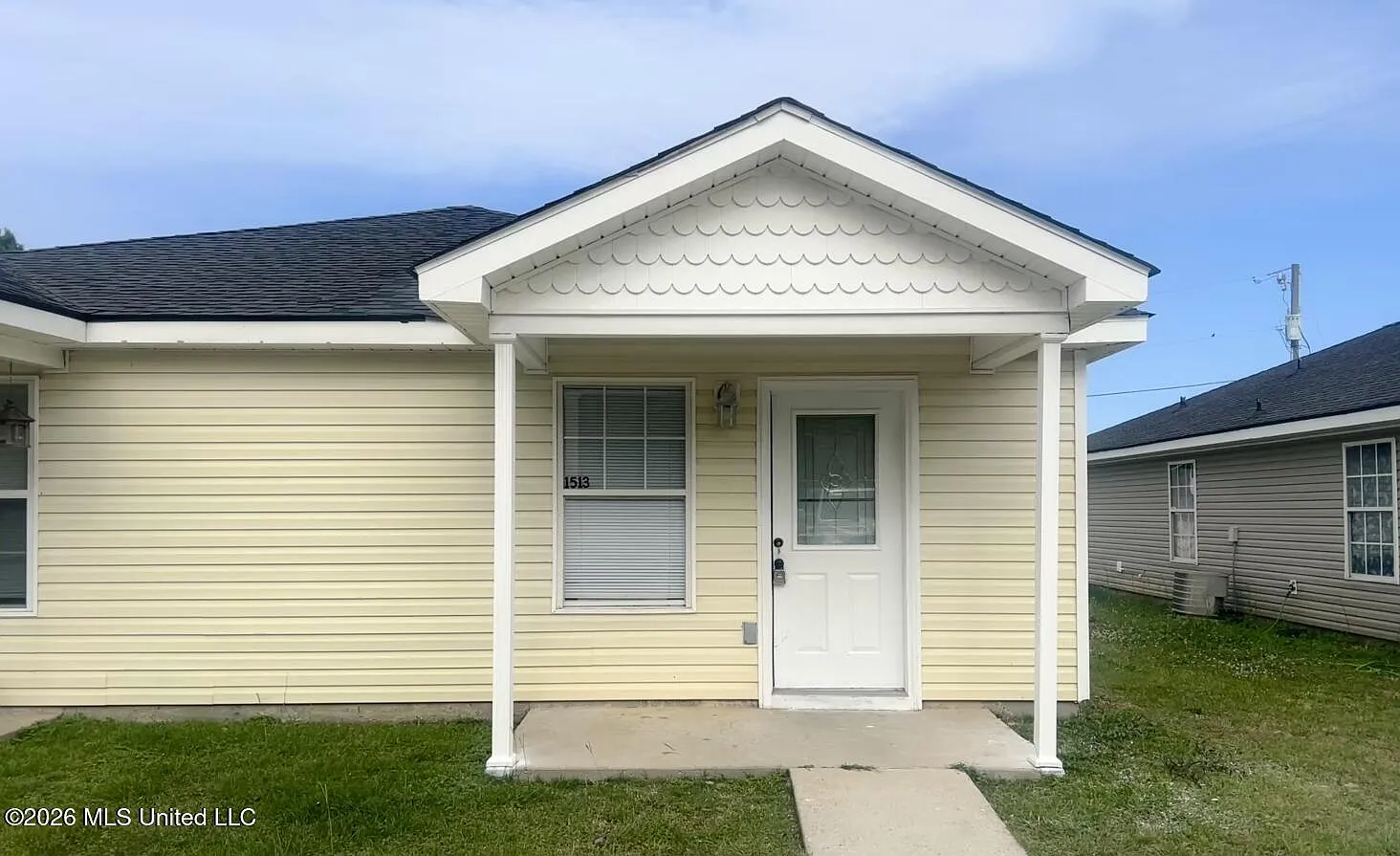 2 bed, 2.0 bath, 884 sqft, $1,225 — Photo 1