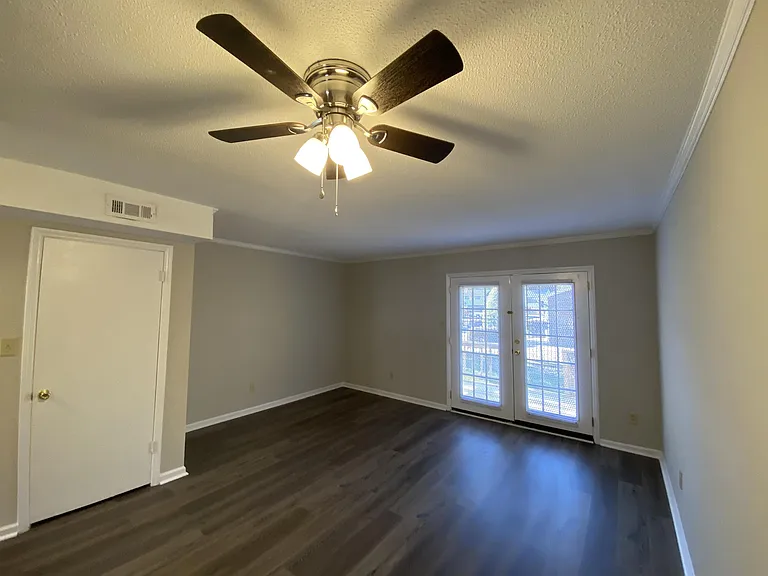 716 Verdant Dr #1 — Photo 17