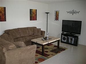 4th image of 4092 E Butler Ave