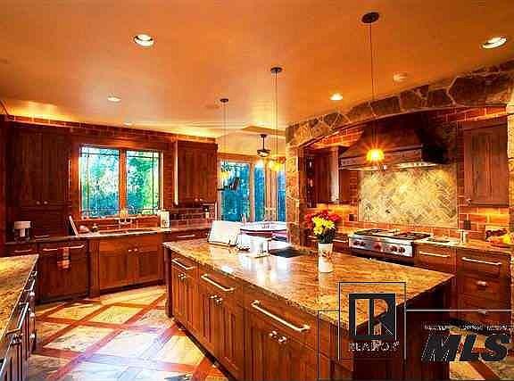 4th image of 2847 Whitewater Ln