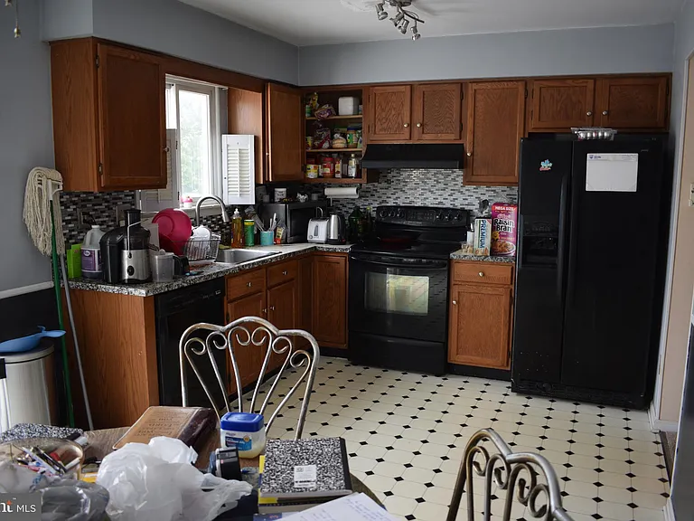 2155 Mill Valley Ln — Photo 5