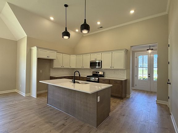 Kitchen 1