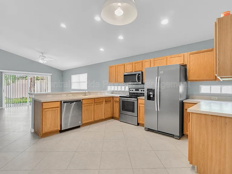 10754 Flycast Cir — Photo 16