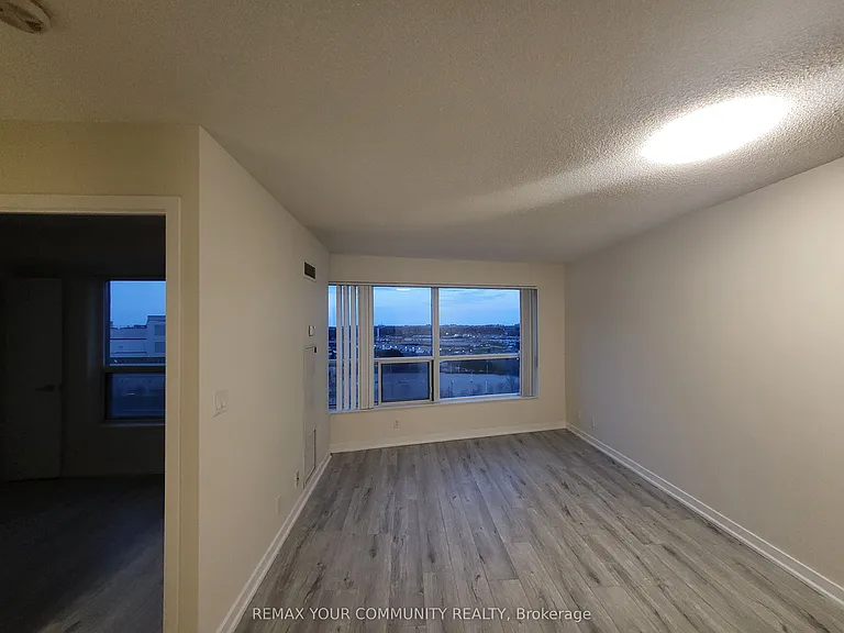 36 Lee Centre Dr #1206 — Photo 12