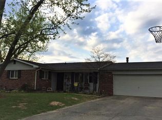 5480 W Shadybrook Dr, Bloomington, IN 47403