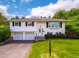 2 Blue Hills Court, Saugerties, NY 12477