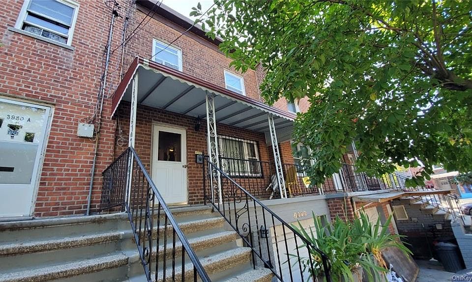 1st image of 3978 Barnes Ave