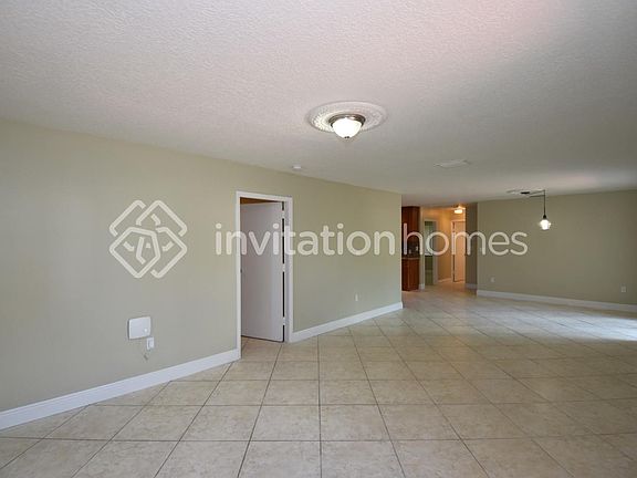 4th image of 10738 NE 4th Ave