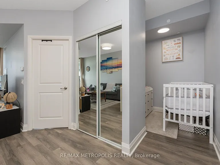 15 Zorra St #503 — Photo 15