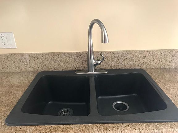 5th image of 1800 Camden Ave APT T6