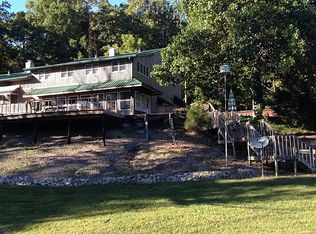 415 Commerce Lndg, Eddyville, KY 42038