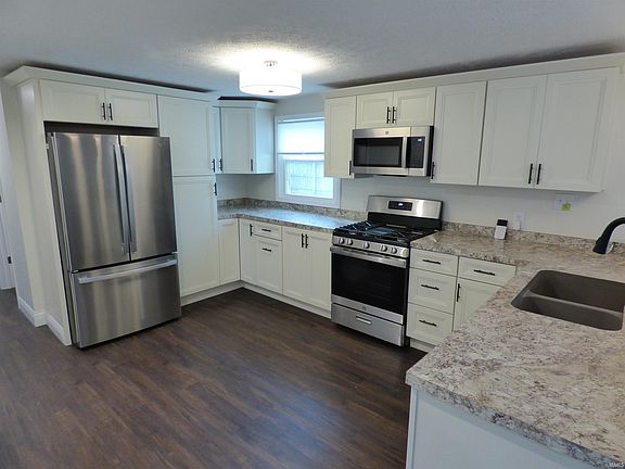 5th image of 55075 Sundown Rd