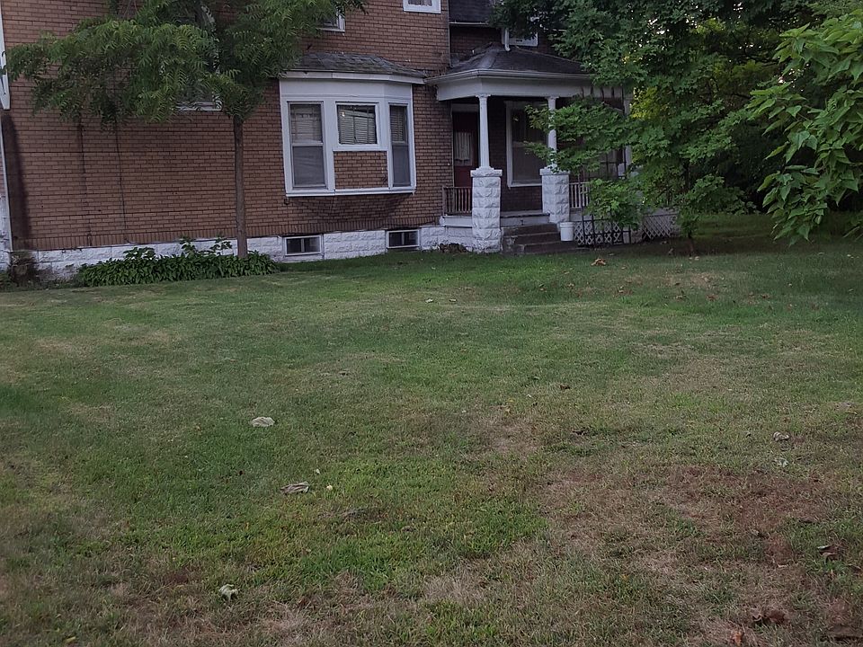 1st image of 135 Birdsell St