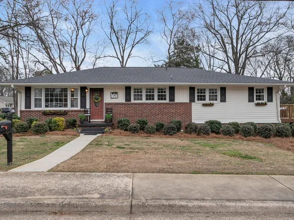 401 Parkins Mill Rd, Greenville, SC 29607