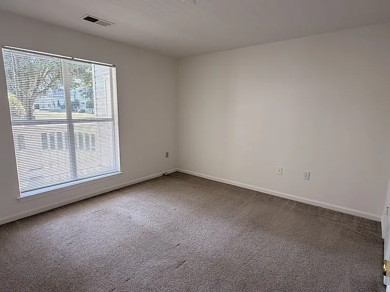 10 Hamiltons Bay Ct #CT310 — Photo 4