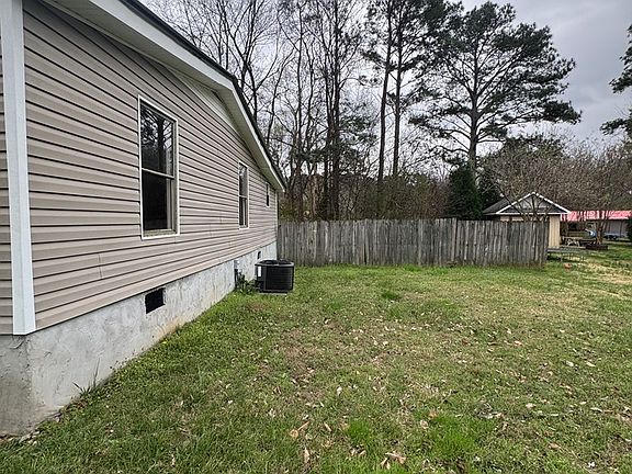 3rd image of 1420 Old Dalton Ellijay Rd