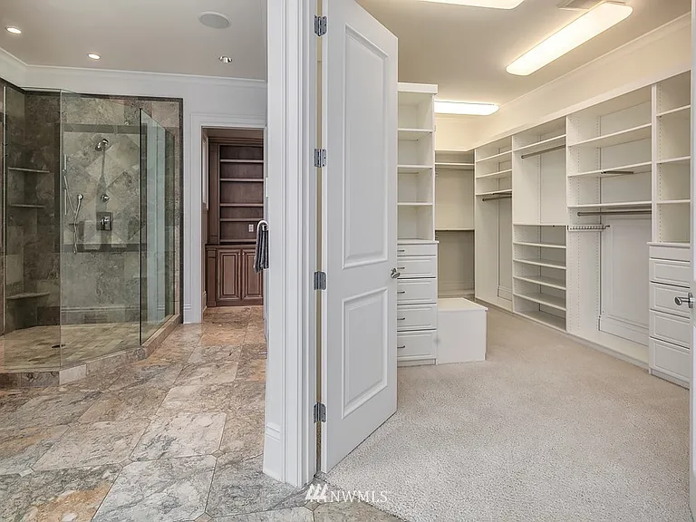 16458 SE 44th Pl — Photo 20
