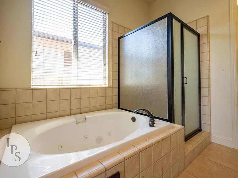 11348 N Via Montessori Dr — Photo 23