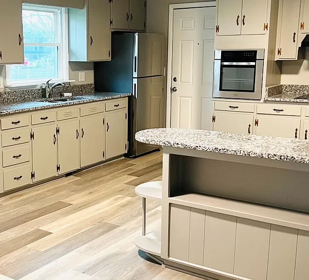 303 Catherine St — Photo 13
