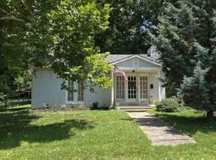310 Treadwell St, Berryville, VA