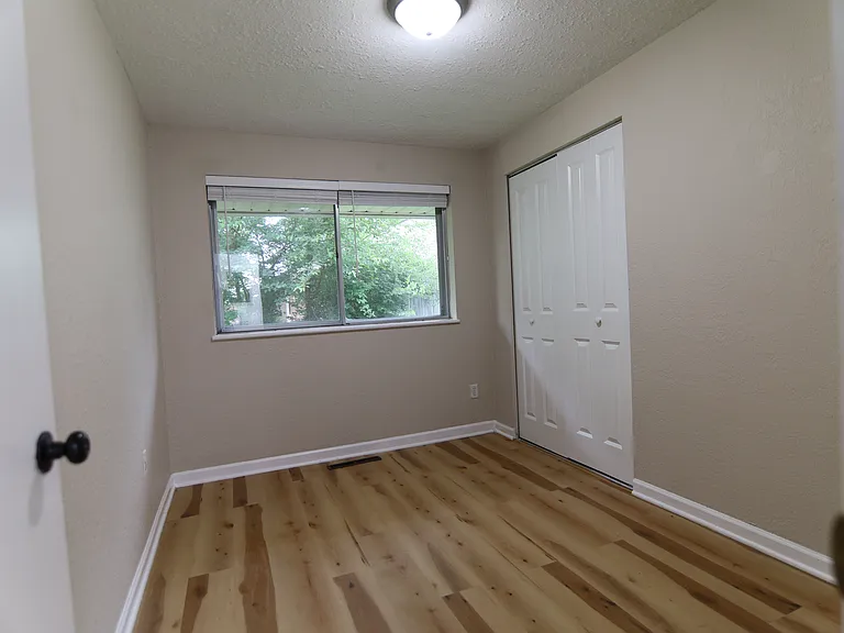 5377 Flotron Dr — Photo 20