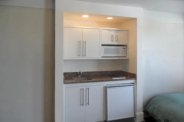 Sold by Corcoran | media 8