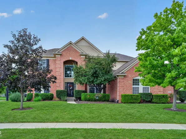 13272 Talon Crest Dr, Fishers, IN 46037