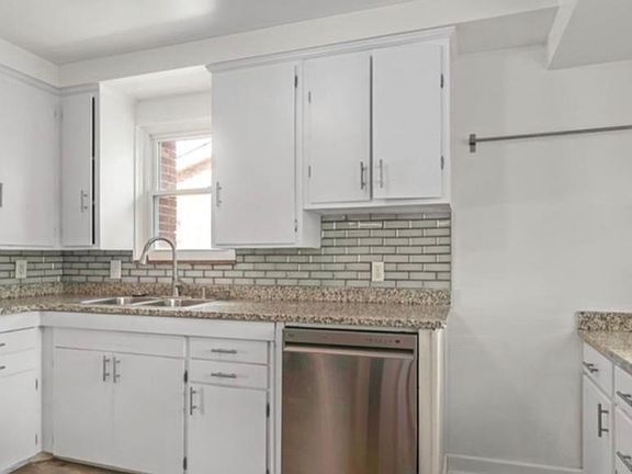 3rd image of 35439 Richland St