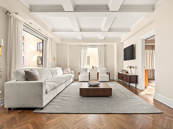 2nd image of 160 Central Park S #2118/2120