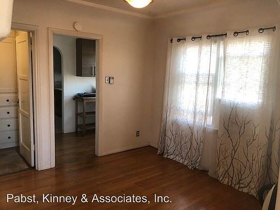3rd image of 179A Covina Ave