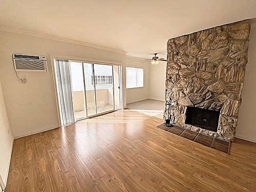 4th image of 12235 Pacific Ave APT 106