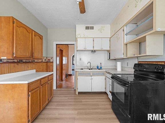 4th image of 1310 Mississippi Ave