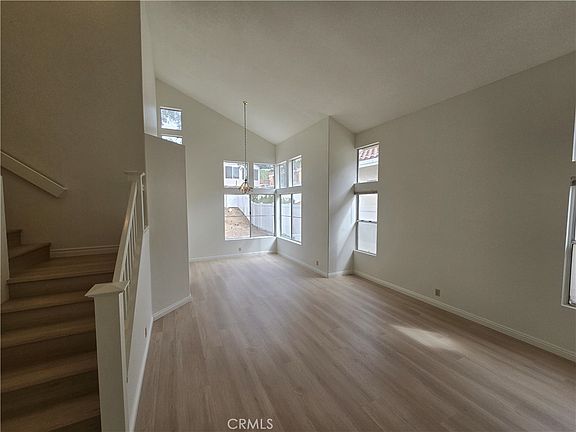 5th image of 459 Dylan Dr